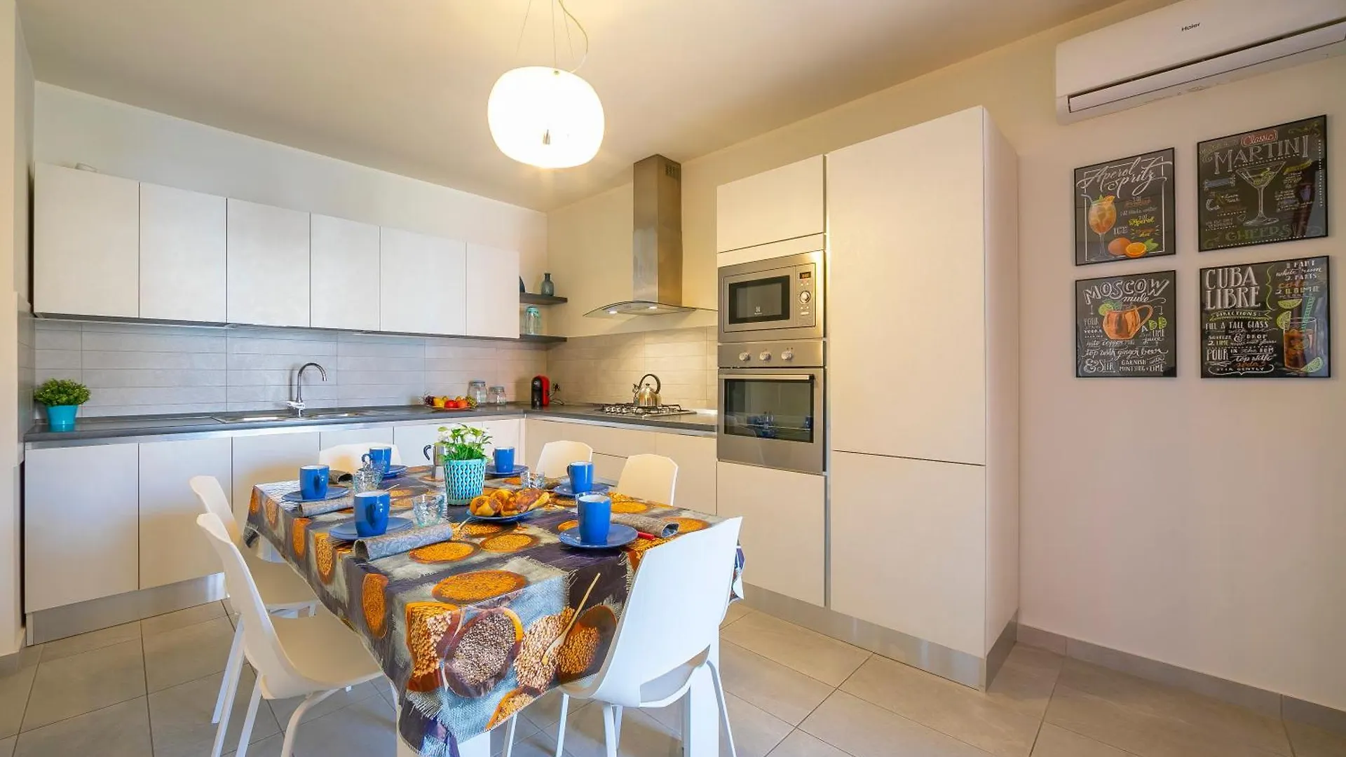 Casa Del Faro - Happy Rentals Peschiera del Garda 0*,  Italy